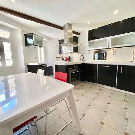 Les Logettes-plage-centre Apartment *